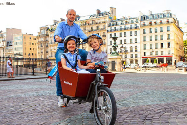 Mit Holland Bikes durch Paris